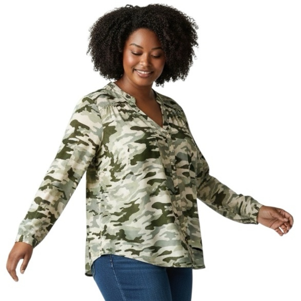 TORRID TOP CAMOUFLAGE GREEN BLACK Semi Sheer Front Button Long Sleeve 2X NWOT